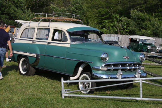 Chevy straight axle wagon